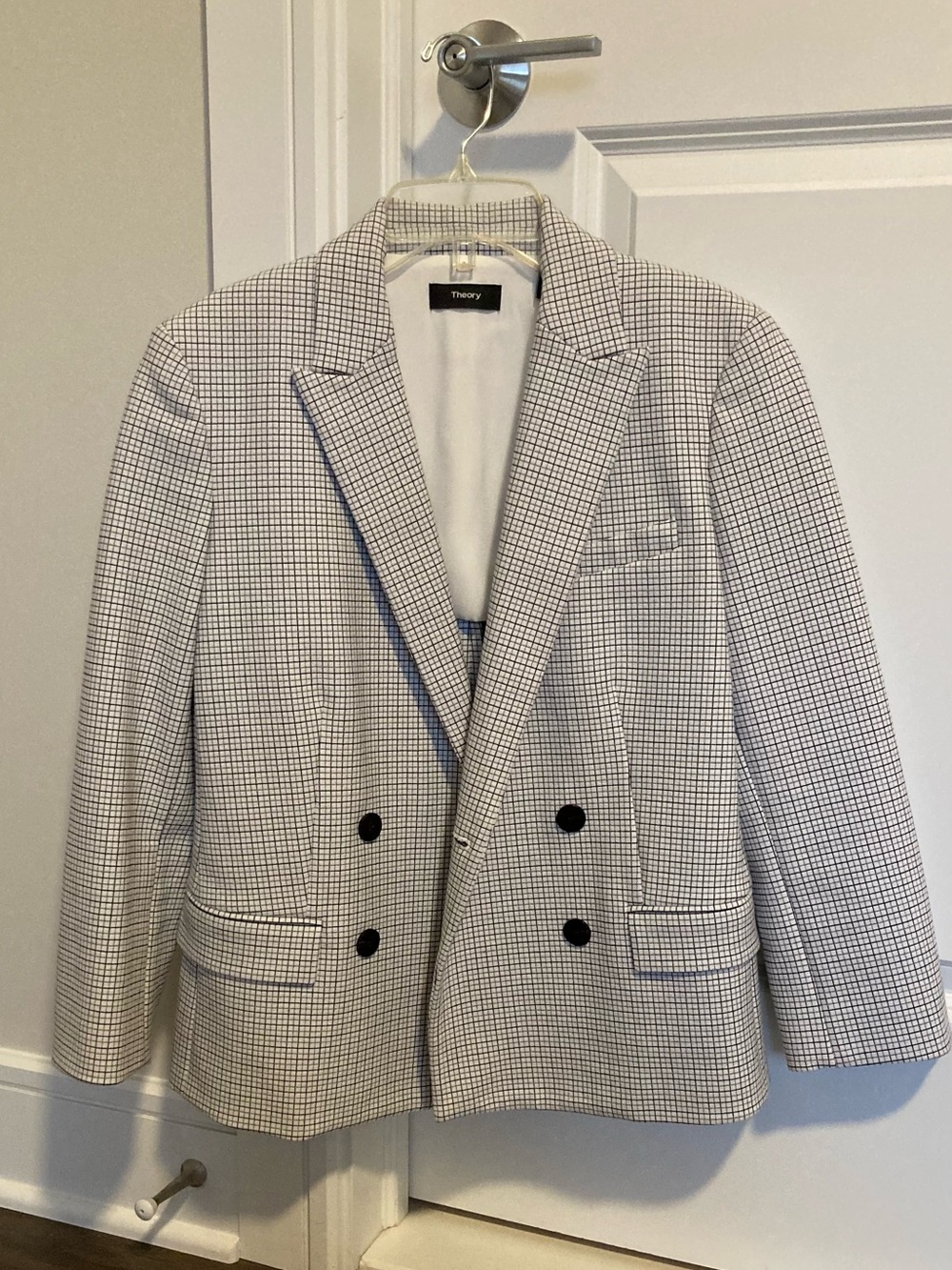 Women’s Theory Blazer Size 4